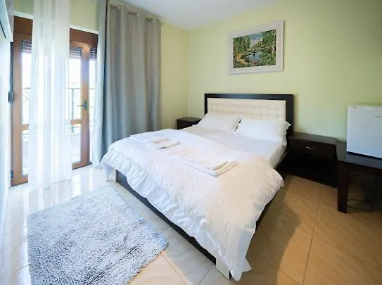Vila Shen Maria